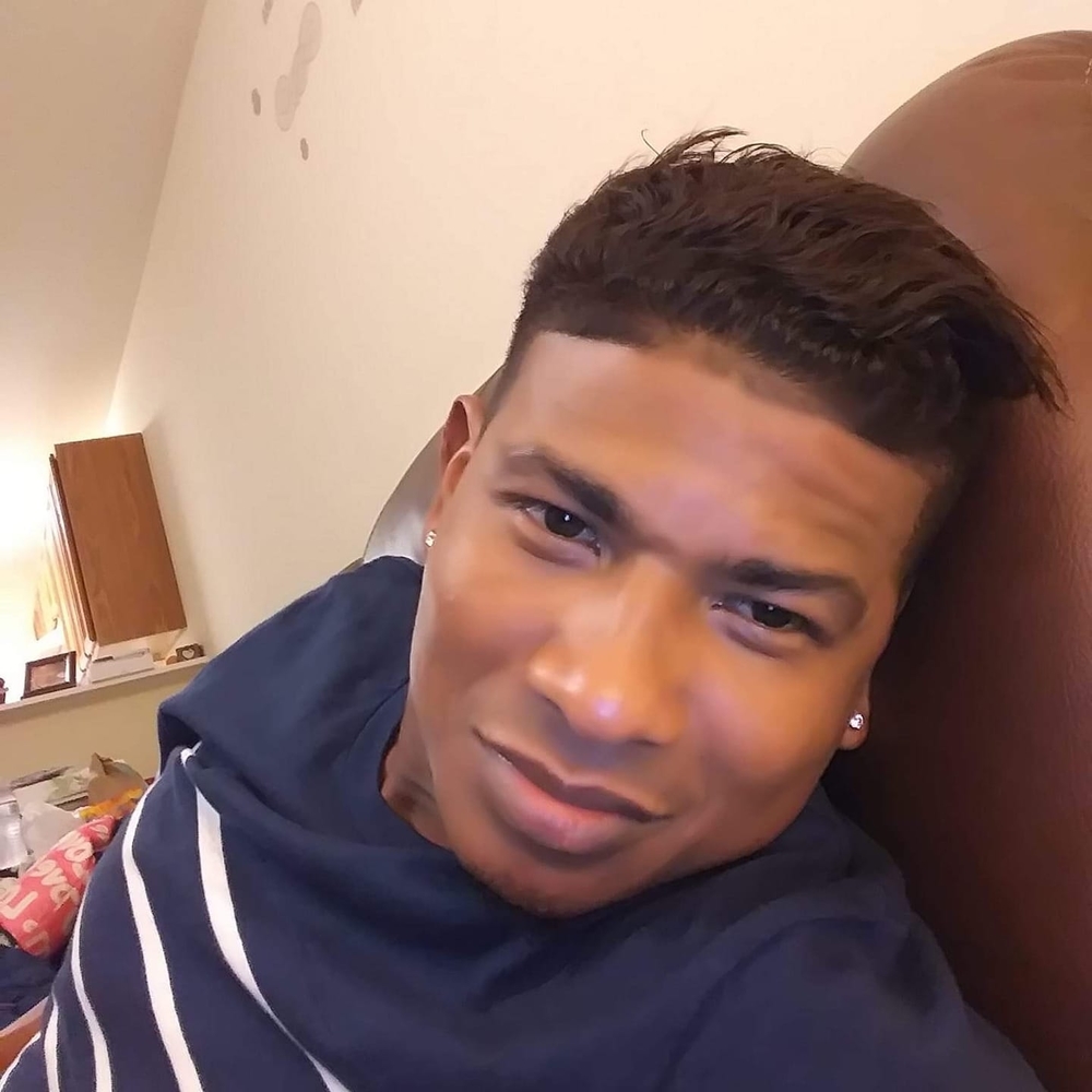 Meet your Posher, Nicky